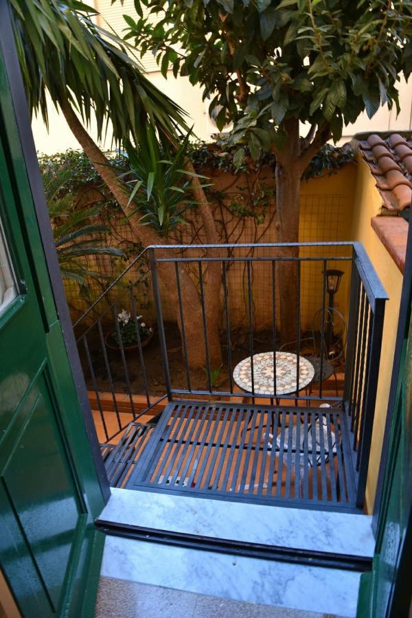 Ripa Garden Room And Suite Σαλέρνο Εξωτερικό φωτογραφία