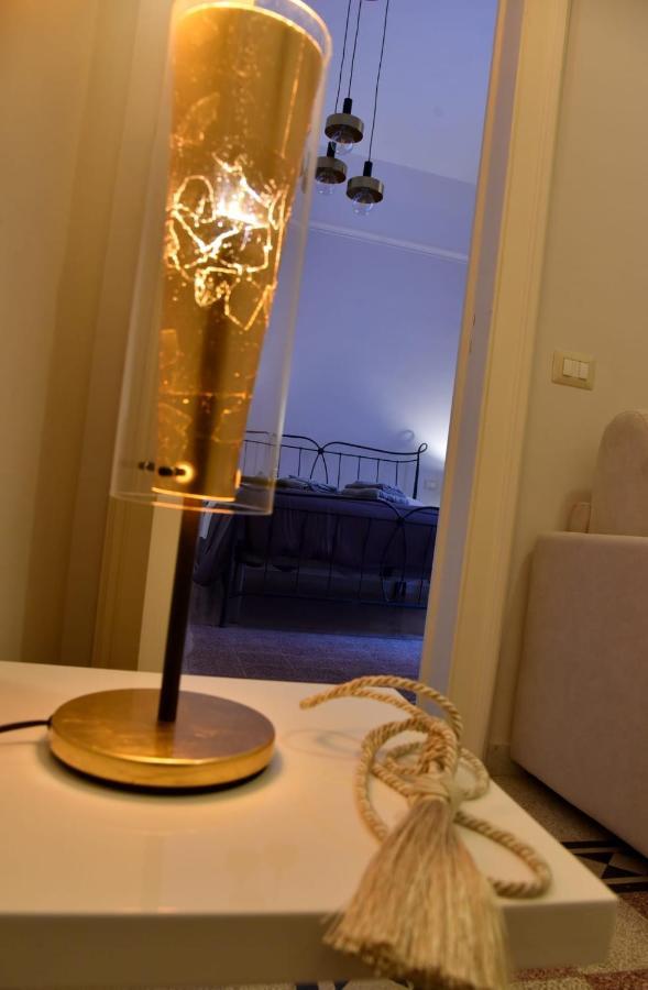 Ripa Garden Room And Suite Σαλέρνο Εξωτερικό φωτογραφία