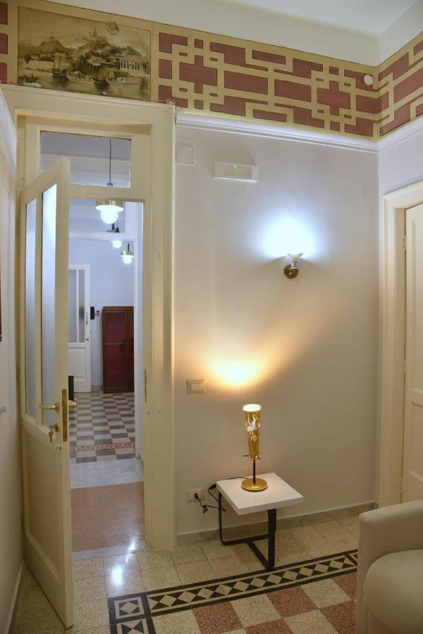 Ripa Garden Room And Suite Σαλέρνο Εξωτερικό φωτογραφία