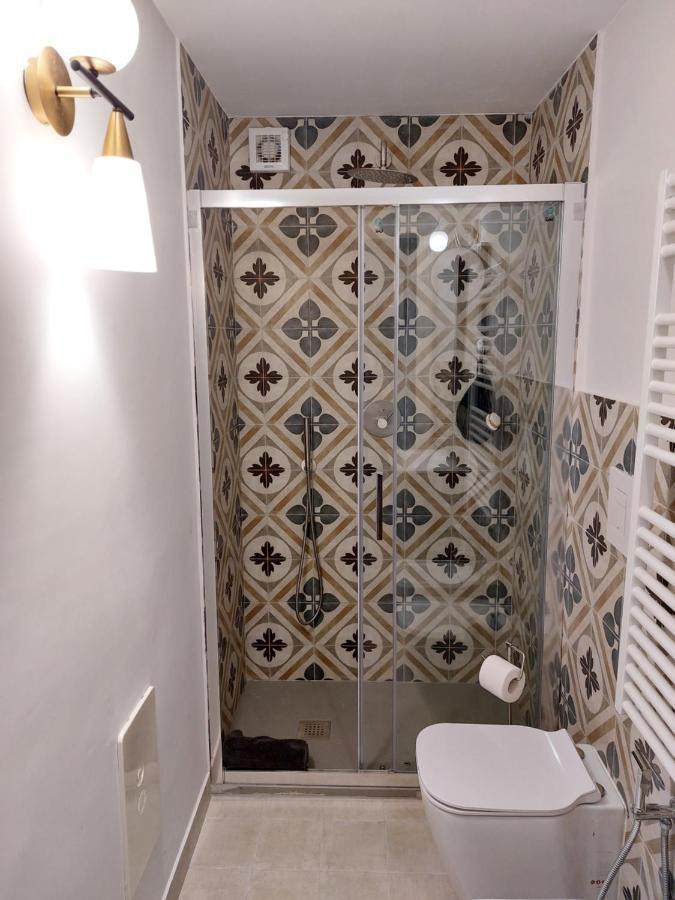 Ripa Garden Room And Suite Σαλέρνο Εξωτερικό φωτογραφία
